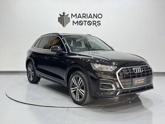 AUDI Q5 2.0 45 TFSI GASOLINA PRESTIGE QUATTRO S TRONIC AUDI Q5 2.0 45 TFSI GASOLINA PRESTIGE QUATTRO S TRONIC